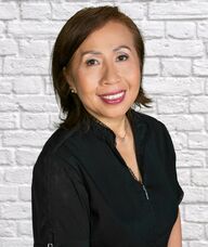 Book an Appointment with Vieng Vayaphanh for Pedicures