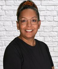 Book an Appointment with Devi McDonald for Deep Tissue, Therapeutic & Relaxation Massage Therapy