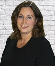Book an Appointment with Miss Martina Kindler for Deep Tissue, Therapeutic & Relaxation Massage Therapy