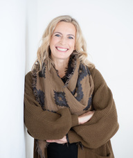 Book an Appointment with Jillian Yuzpe for Psychotherapy