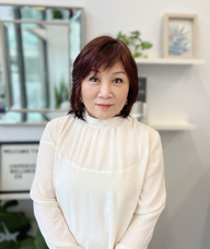 Book an Appointment with Wai Ling (Wendy) Cheng for Acupuncture