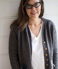 Book an Appointment with Joleen Kraft for Acupuncture & Facial Treatments
