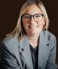 Book an Appointment with Carolyn Broadhurst for Free Consultation