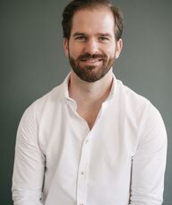 Book an Appointment with Dr. Peter Johnston for Chiropractic