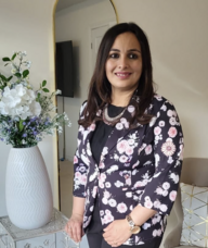 Book an Appointment with Farah Memon for Psychotherapy