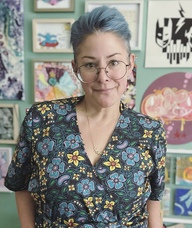Book an Appointment with Theresa Grams for Art Therapy