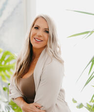 Book an Appointment with Dawn-marie Runnalls for Nursing