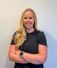 Book an Appointment with Molly Dundas for Physiotherapy