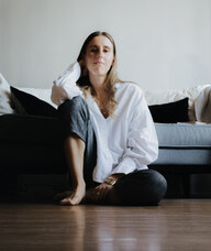 Book an Appointment with Julia Webster for Therapy