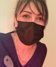 Book an Appointment with Andreza Muller for Acupuncture