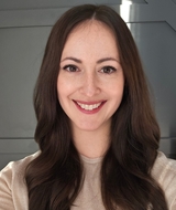Book an Appointment with Jaclyn Eamer at Market Mall NW