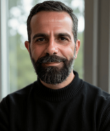 Book an Appointment with Riccardo Caboni at Online
